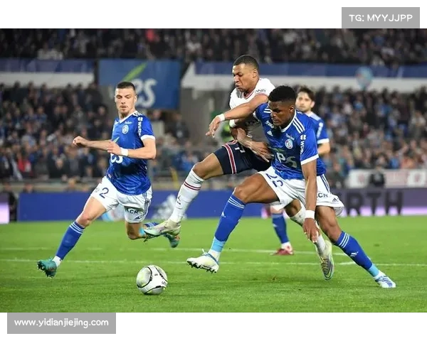 法甲特别赛事盘点:聚焦赛季重磅对决与历史性时刻 法甲特别赛事盘点:聚焦赛季重磅对决与历史性时刻